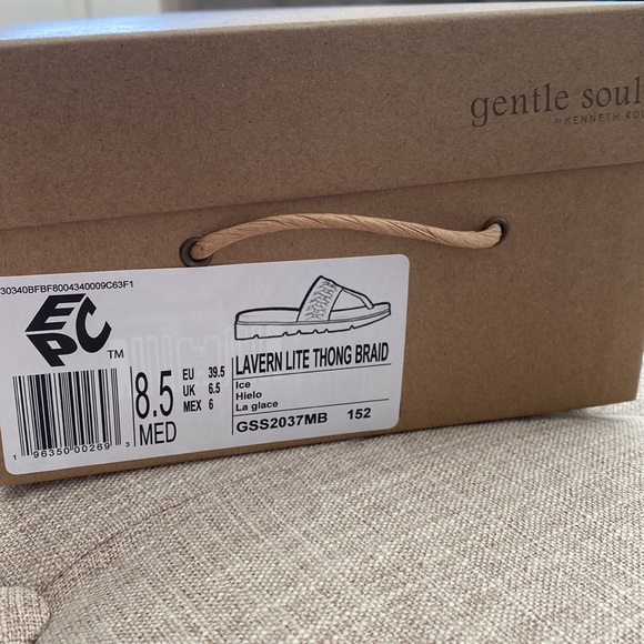 NEW Gentle Souls Lavern Lite Thong Sandal - Picture 8 of 8